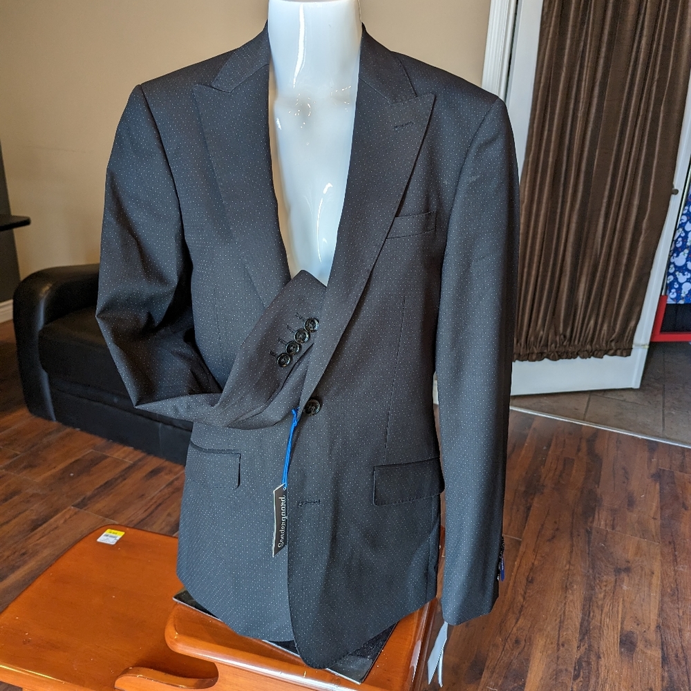Sondergaard suit jacket gray with red and black lining. Size: 38 regular